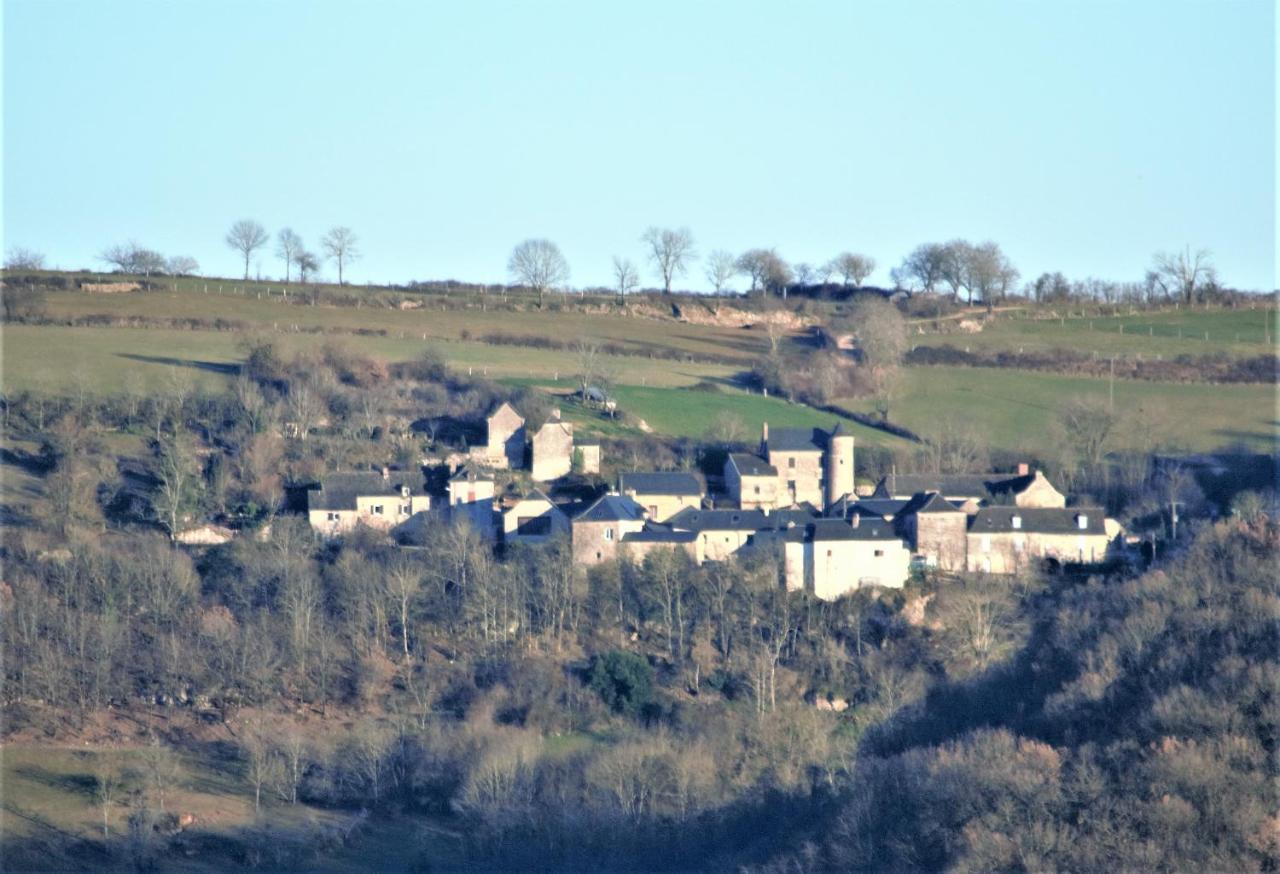 Appartamento Le Valadin Valady Esterno foto